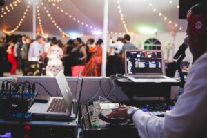 Affordable Wedding DJ Options in Harrisburg, PA without Compromising Quality